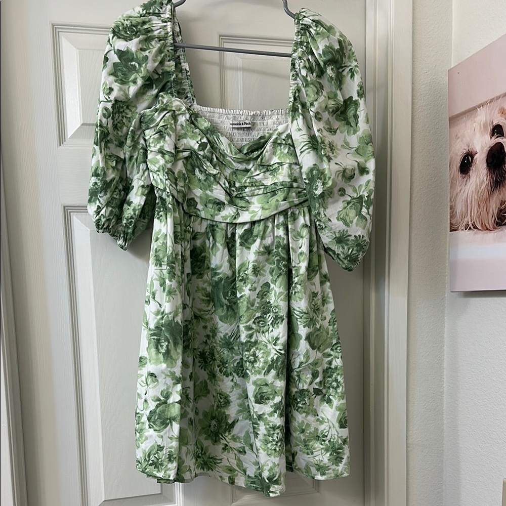 Mini dress with pockets